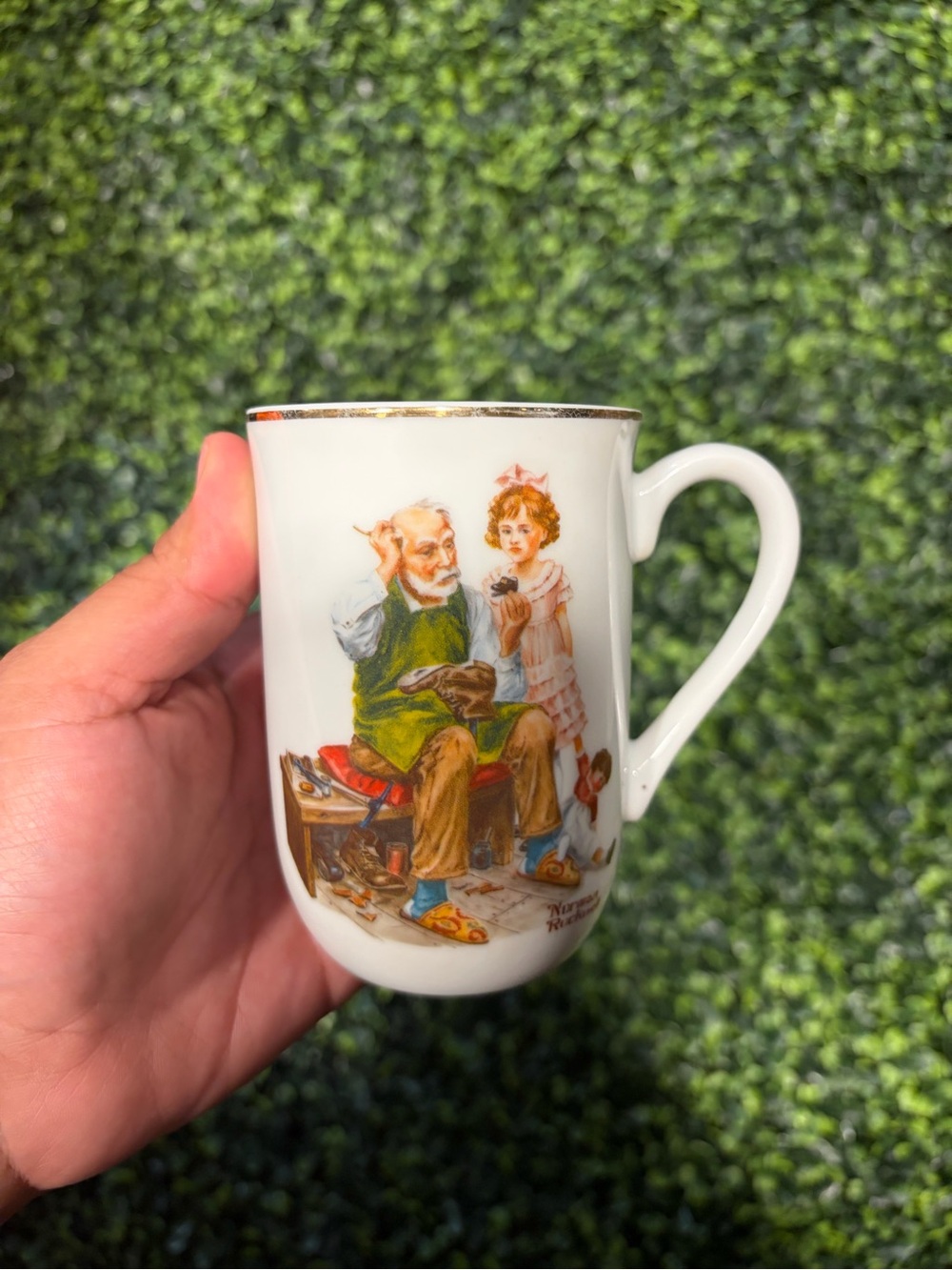 Vintage Norman Rockwell Museum The Cobbler Collectible Mug Porcelain 1982